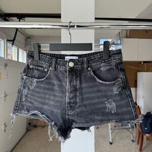 Zara Shorts Womens Size 4 Black Denim Distressed Raw Hem Dark Wash Pockets